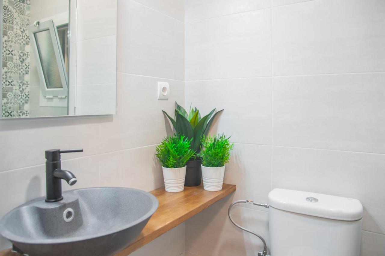 Db Nice Apartment Sagrada Familia Barcellona Esterno foto